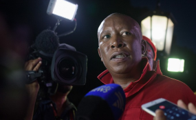 Malema Afrika behoort aan die swartes